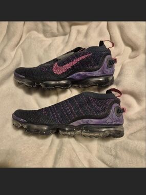 Nike VaporMax Flyknit Slip-On Sneaker in Black & Purple with Pink Swoosh
